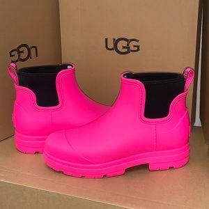 UGG DROPLET Size 6